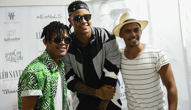 Leo Santana divulga nova música com Lucas e Orelha