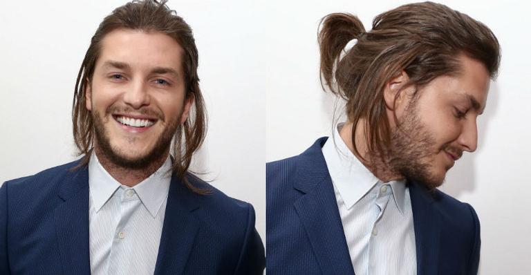 Klebber Toledo surpreende e aparece de cabelo comprido em evento