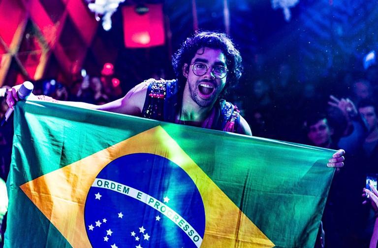 3 países em 3 dias: Gabriel Diniz brilha em turnê europeia