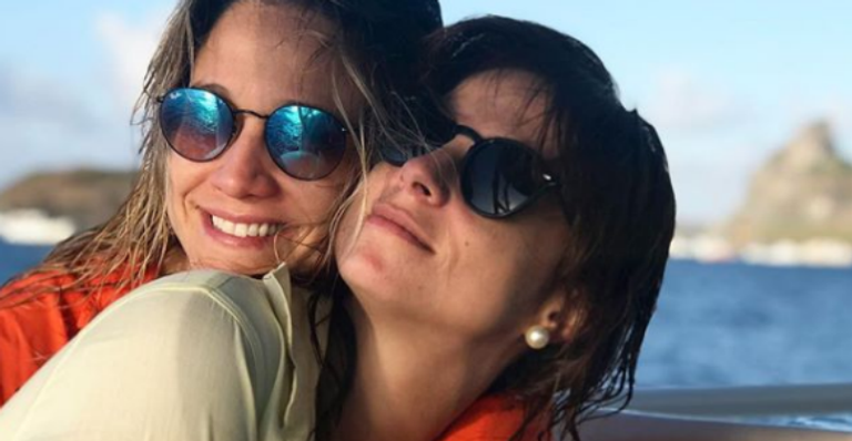 Em sua estreia no ‘Saia Justa’, Fernanda Gentil diz como contou ao filho sobre namoro com outra mulher