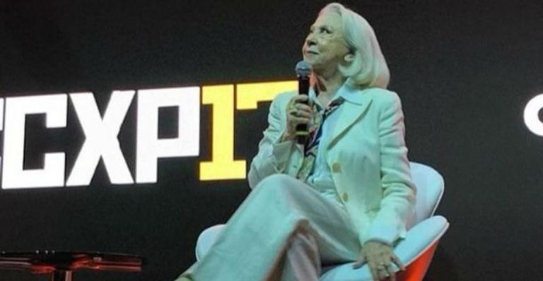 Fernanda Montenegro é ovacionada na CCXP 2017