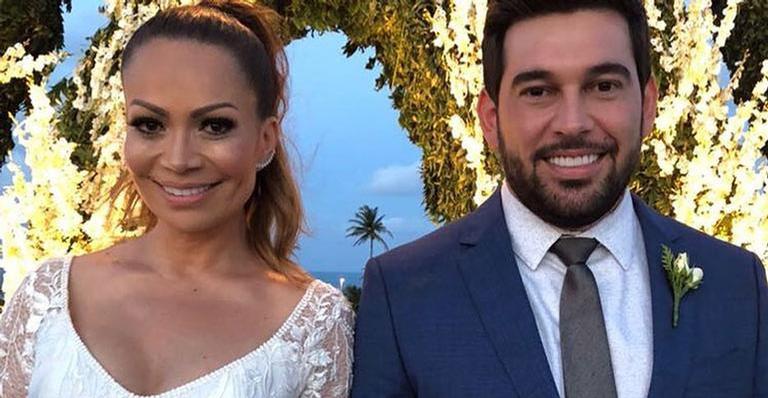 Solange Almeida se casa com Leandro Andriani