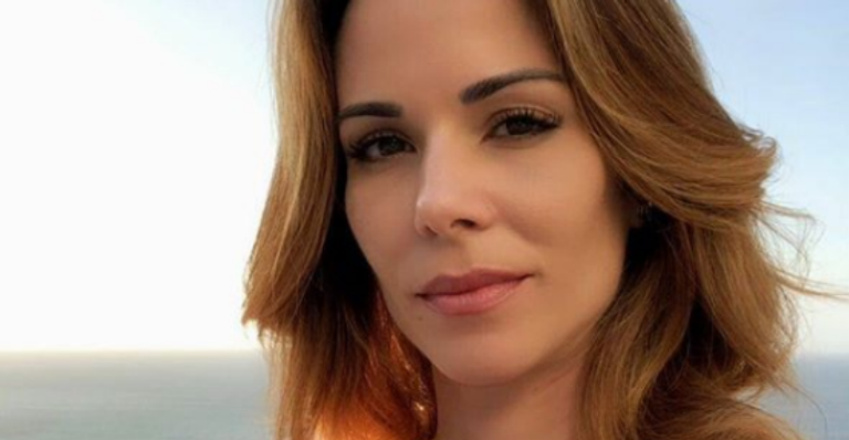 Ana Furtado posta foto sem glamour e relembra os primeiros meses da filha: “Éramos eu e ela!”