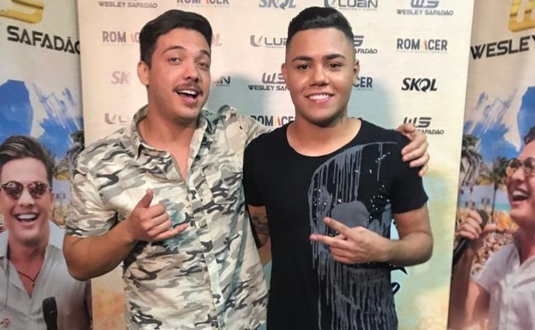 Felipe Araújo e Wesley Safadão se encontram no Fest Verão Paraíba