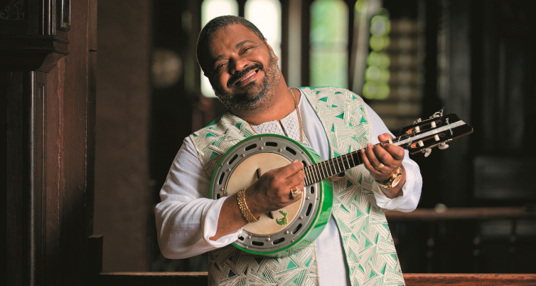 Internado há 10 meses, Arlindo Cruz irá continuar tratamento em casa