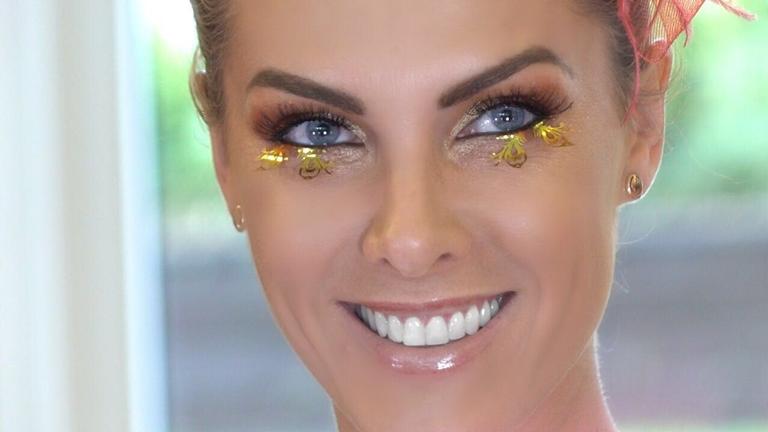 Ana Hickmann se prepara para o Carnaval com tutorial de maquiagem