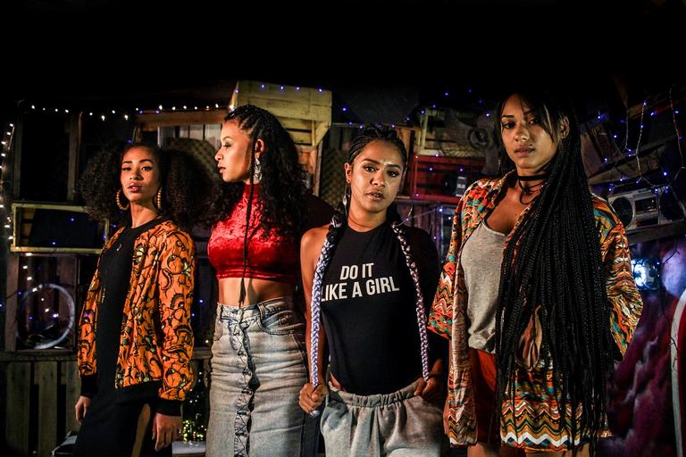 Anota aí: Melanina MCs mostram poder do álbum de estréia, Sistema Feminino