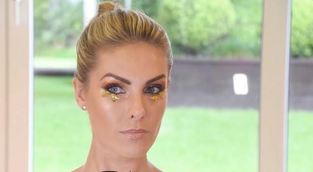 Dourada! Ana Hickmann ensina a fazer make cheia de brilho para o Carnaval