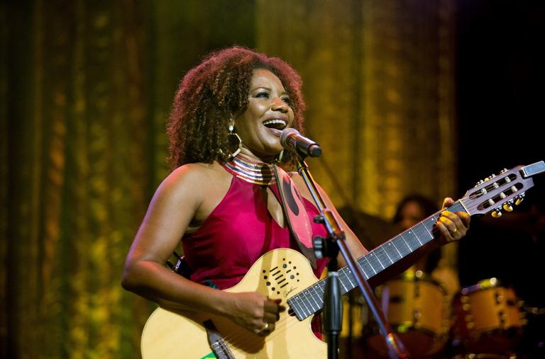 Margareth Menezes se prepara para o Carnaval 2018 com muitos convidados especiais