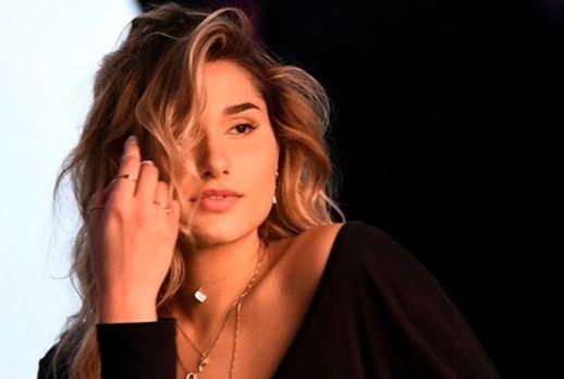 Sasha Meneghel estrela campanha de marca de joias
