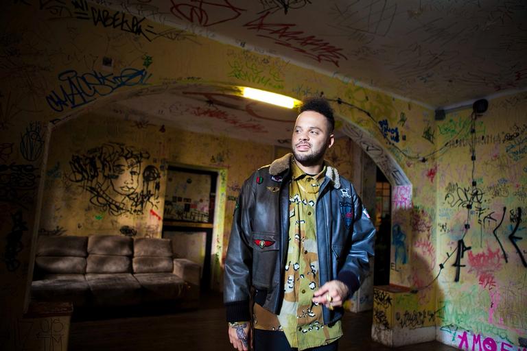 Anota aí: Marginal é o novo single do rapper Crespo