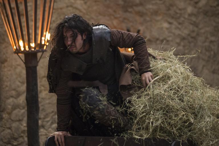 Resumo das novelas: Globo – Deus Salve o Rei – 9 a 14 de abril