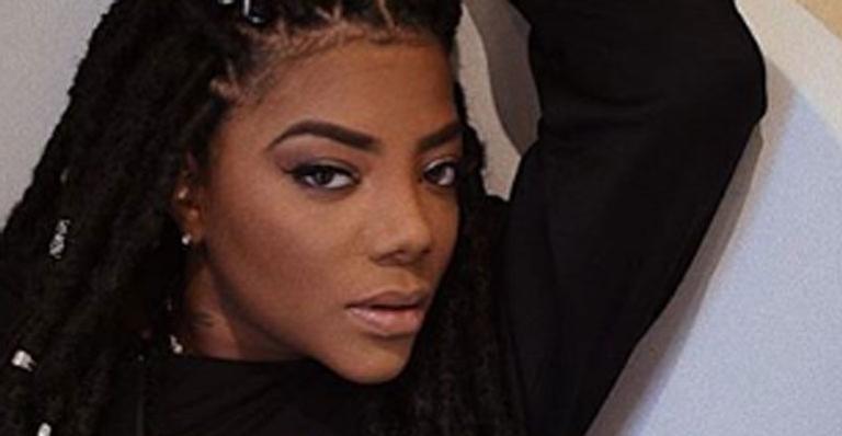 Ludmilla aparece seminua em foto e intriga fãs ao deixar escapar detalhe inusitado