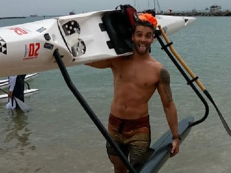 Daniel Cady exibe tanquinho durante evento esportivo e Ivete Sangalo elogia