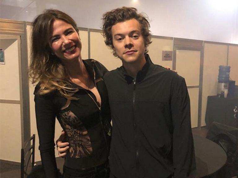 Luciana Gimenez tieta Harry Styles em SP