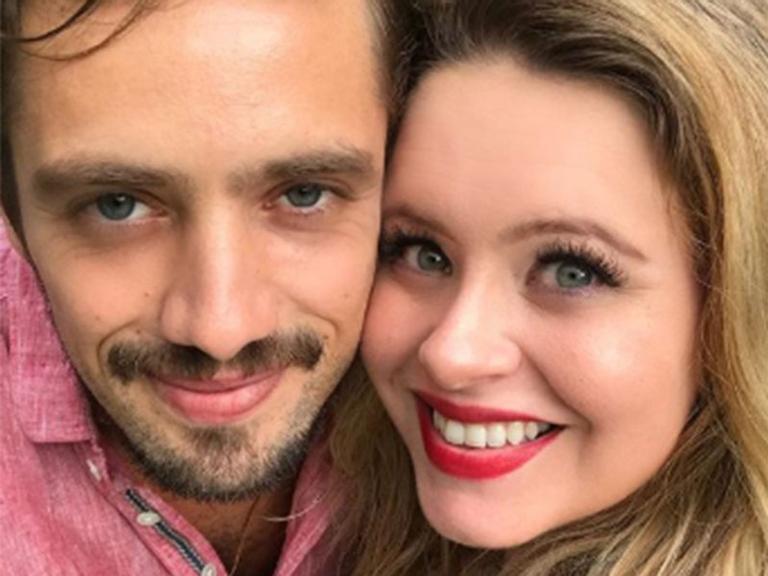 Mariana Bridi publica a primeira foto do rostinho do recém-nascido Valentim