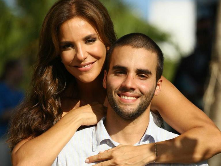 Ivete Sangalo se declara para o marido: ‘Vivo apaixonada por você!’
