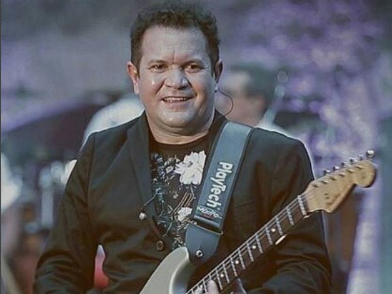 Ximbinha posa com nova esposa e fãs o chamam de ‘Safadão do Pará’