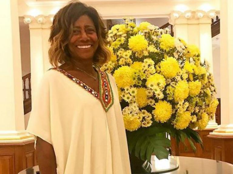 Glória Maria relembra trabalho como voluntária: ‘Cuidando de mendigos, crianças e monges’