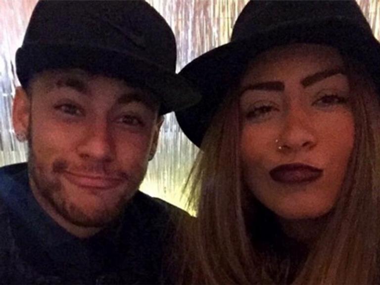 Irmã de Neymar avisa que não vai assistir ao 1º jogo do Brasil
