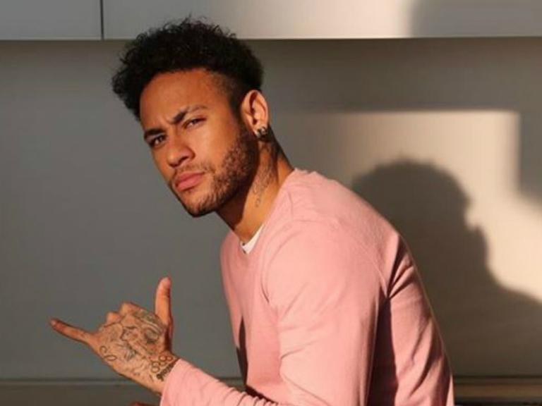Neymar muda o visual e ganha mensagem carinhosa do filho após susto em treino: ‘Vai dar tudo certo’