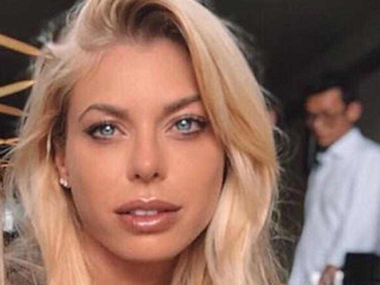 Caroline Bittencourt choca fãs ao aparecer ao lado da filha de 16 anos
