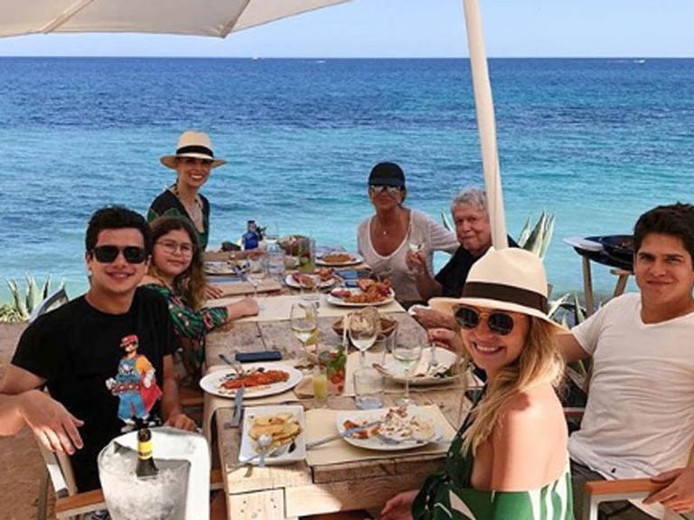 Ana Furtado se diverte com a família: ‘Em nenhum momento duvidei de que estaria aqui’