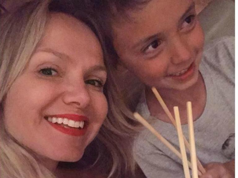 Eliana compartilha clique e se derrete por Manuela: ”Não aguento tanta fofura”