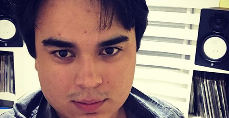 Filho caçula de Zezé di Camargo comemora dez anos com seu primeiro amor: ”Você é a mulher que eu sempre quis”