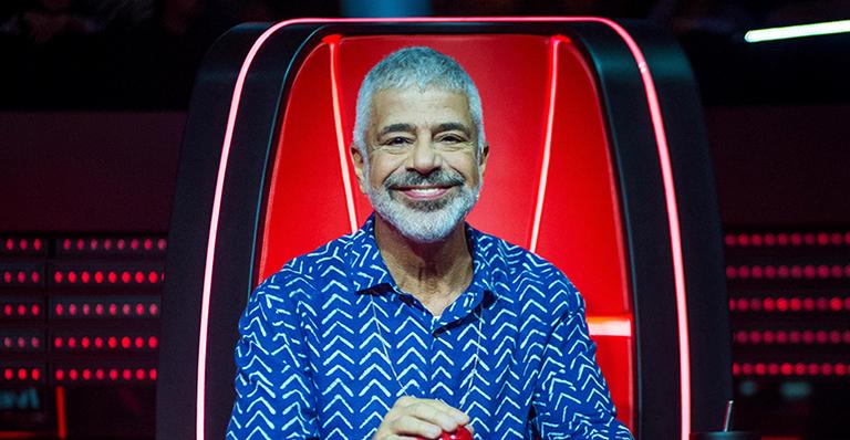 Lulu Santos emociona ao falar do namorado no ‘The Voice Brasil’