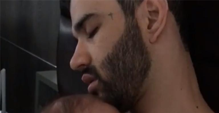 No Dia dos Pais, Andressa Suita mostra semelhança impressionante entre Gusttavo Lima e o filho, Samuel
