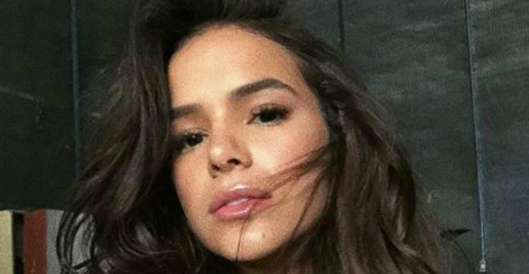 Após boatos de término, Bruna Marquezine rebate na lata seguidora que se intrometeu em seu namoro