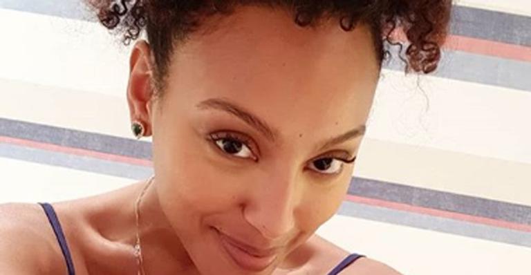 Filho de Sheron Menezzes posa para ensaio fotográfico: ”Dia de modelo”