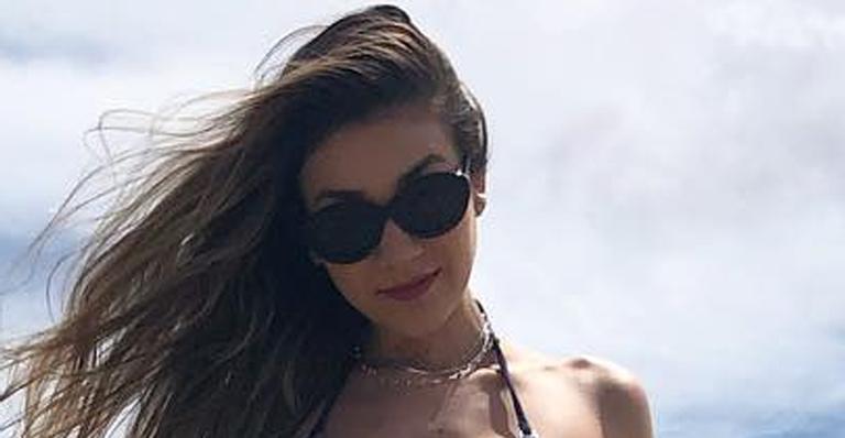 Irmã de Luan Santana exibe corpo escultural após casamento badalado