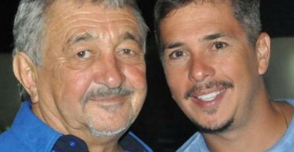 Após a morte do pai, Ivan Moré se emociona com o retorno ao trabalho