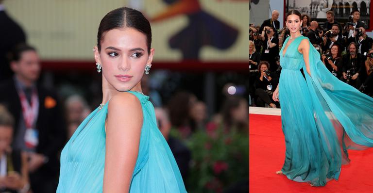 Bruna Marquezine arrasa no tapete vermelho em Veneza