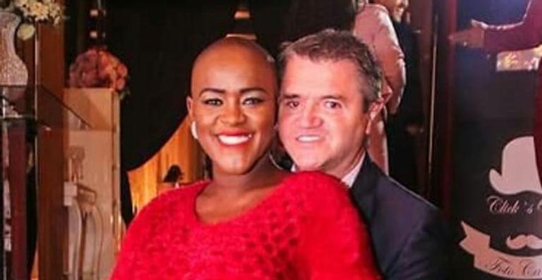 Ex-BBB Angélica Ramos faz festão para se despedir do Brasil e revela gravidez: ”Felicidade”
