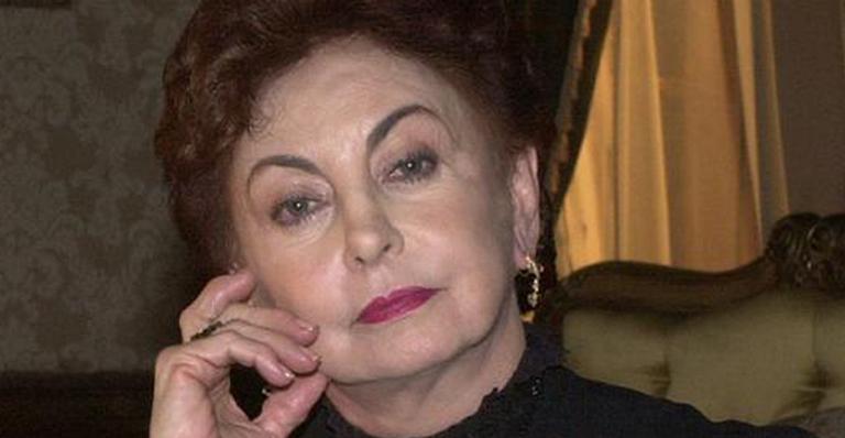 Família de Beatriz Segall desmente fake news e se revolta com uso político da imagem da atriz