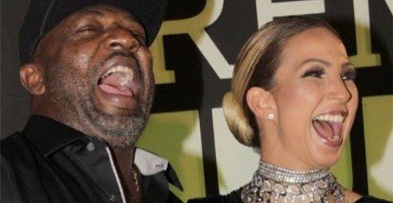 Valesca Popozuda lamenta a morte de Mr. Catra