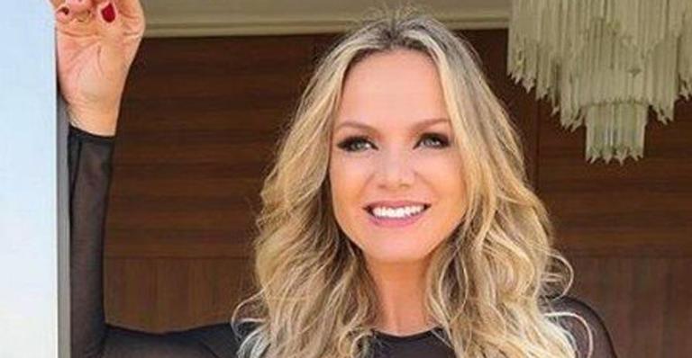 Eliana causa comoção com look transparente para participar de gravação nos Estúdios Globo