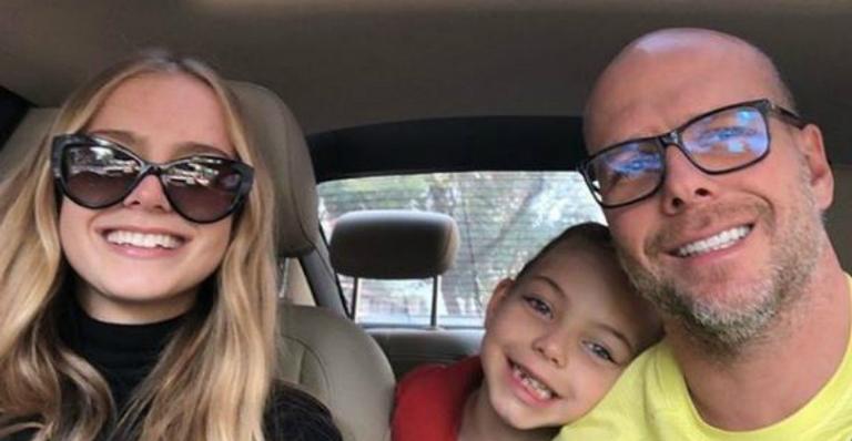 Fernando Scherer paparica as filhas durante passeio: “Melhor coisa do mundo”