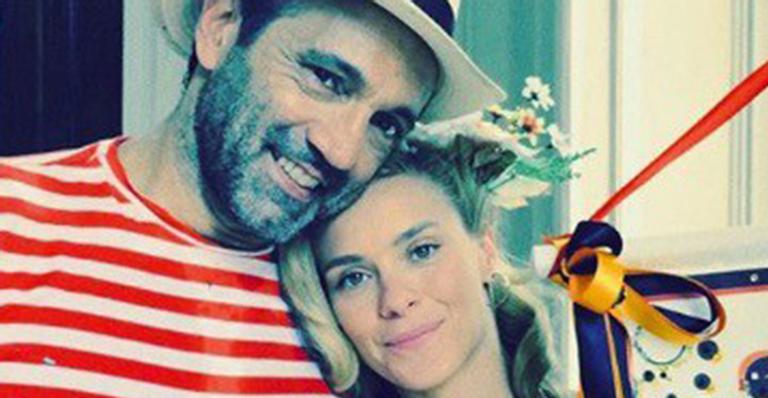 Carolina Dieckmann revela saudades de Domingos Montagner: ”Vou sempre lembrar”