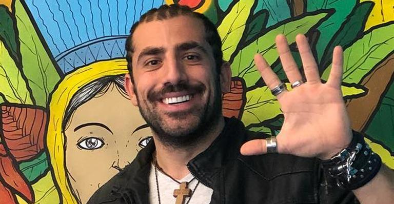 Irmã gata do ex-BBB Kaysar Dadour revela ansiedade para conhecer o Brasil: ”País lindo”