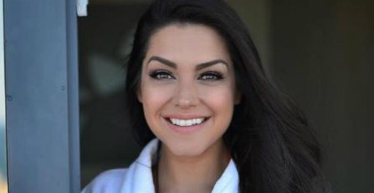 Chocante! Thais Fersoza revive clique de 2010 e brinca com seguidores: ”Mudei muito?”