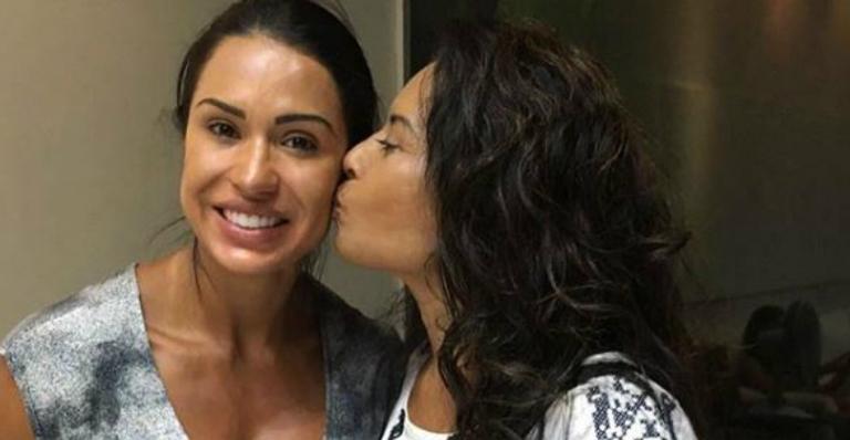 Mãe de Gracyanne Barbosa mostra a filha magérrima antes da vida fitness e deixa fãs perplexos
