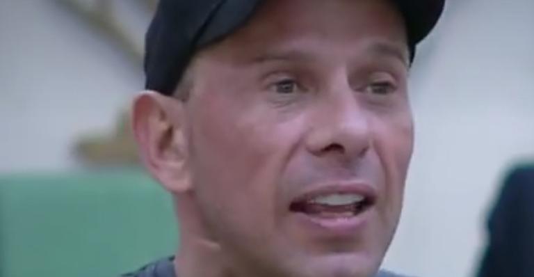 A Fazenda: Rafael Ilha sobre uso de drogas: ”Eu tive uma overdose em cima de uma moto”