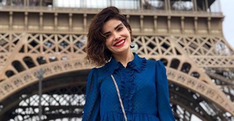 Prestes a voltar para a TV, Vanessa Giácomo curte viagem para Paris