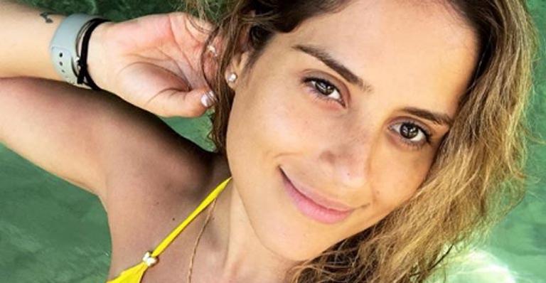 Camilla Camargo surge de biquíni durante a lua de mel em local paradisíaco