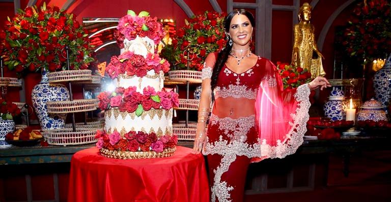 Graciele Lacerda organiza festa luxuosa na mansão de Zezé Di Camargo em Alphaville