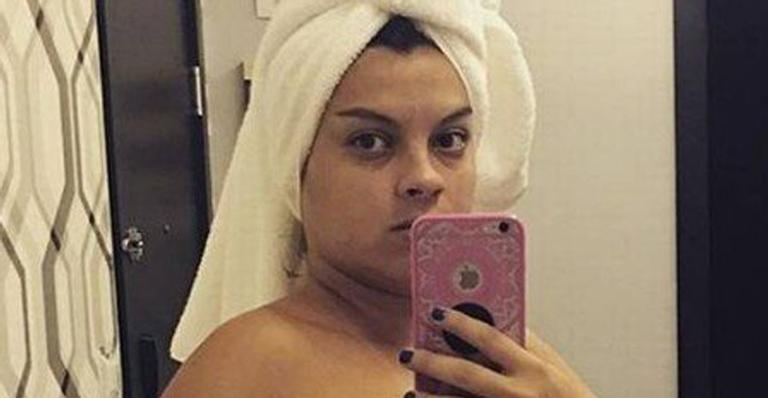 Atriz ex-Malhação posa grávida e completamente nua: ”Chorando mais que o normal”